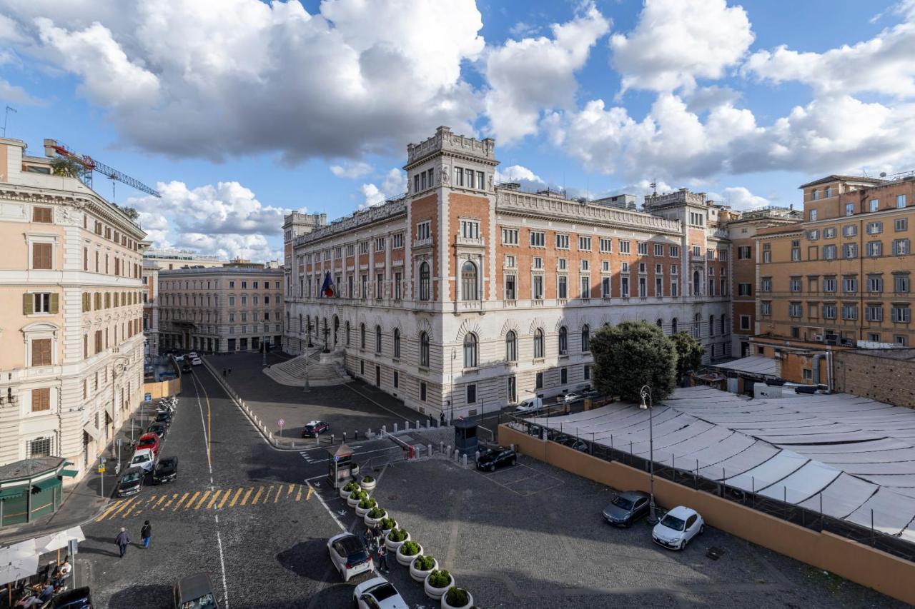 Parlamento Luxury Apartment Рим Экстерьер фото