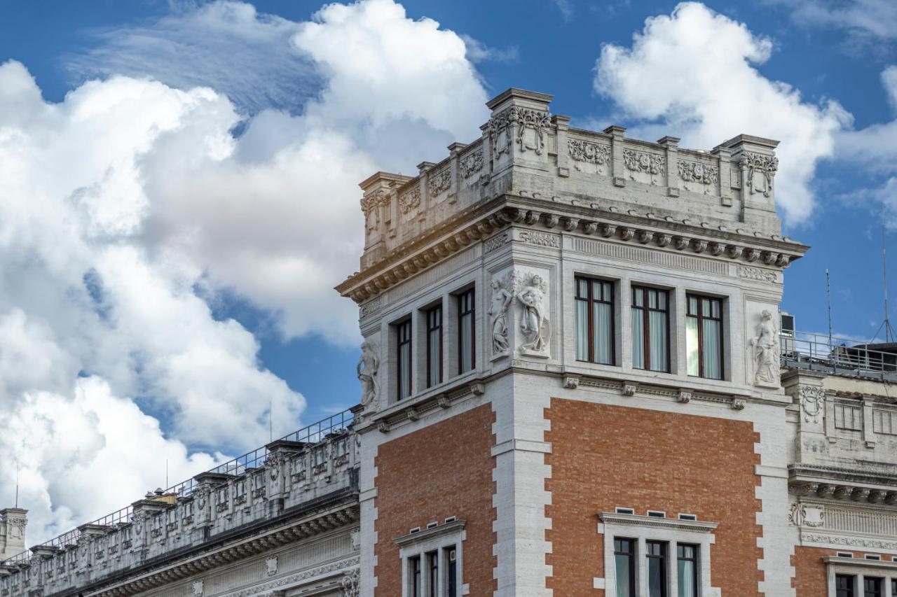 Parlamento Luxury Apartment Рим Экстерьер фото