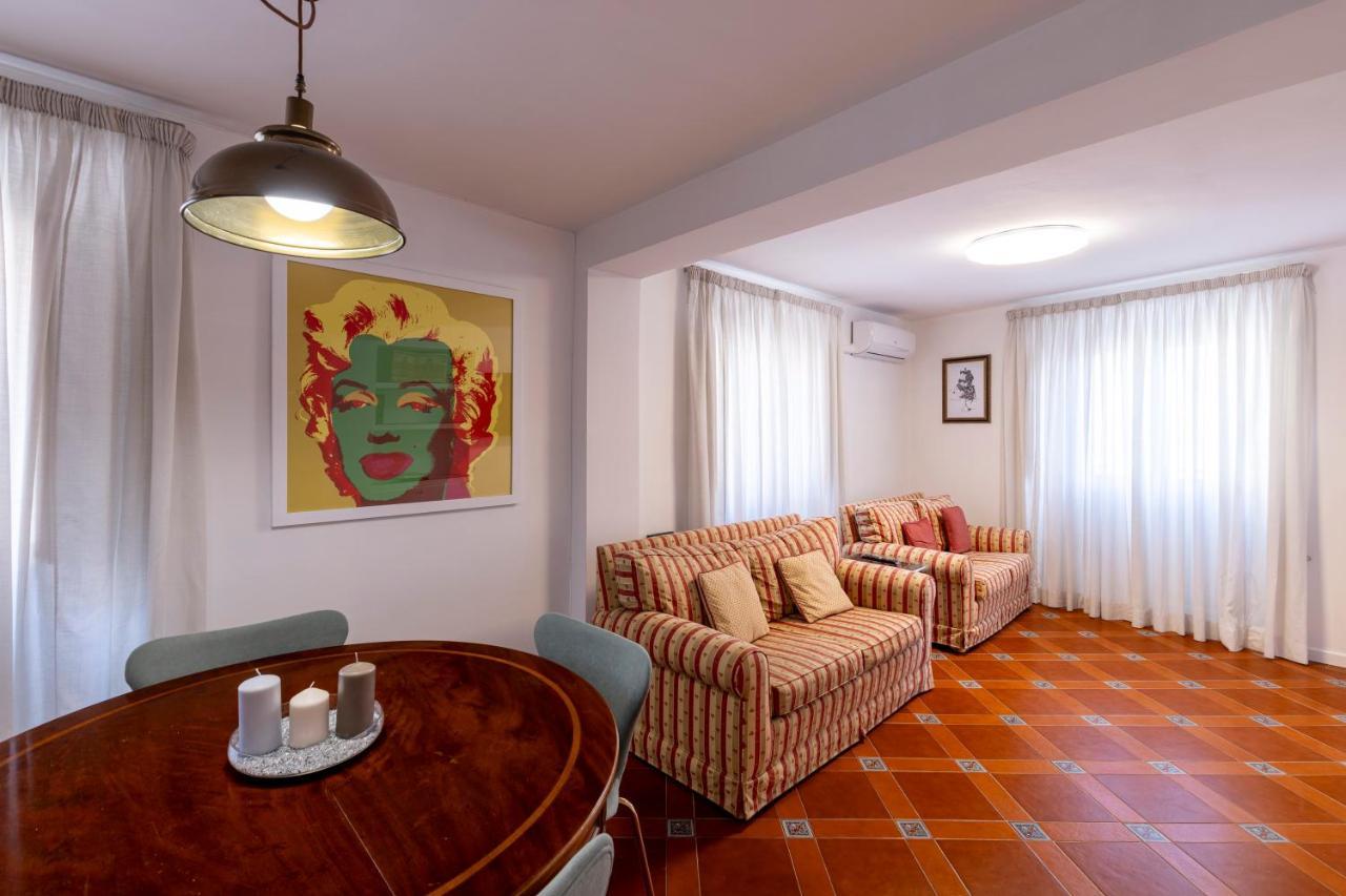 Parlamento Luxury Apartment Рим Экстерьер фото